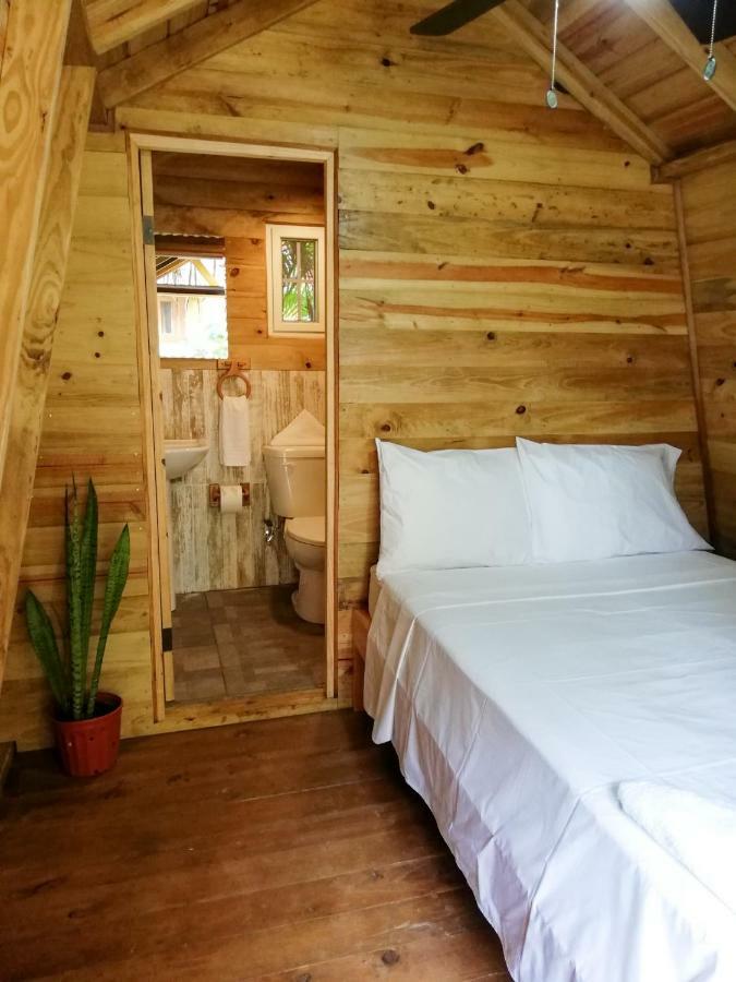 Bodhi Santa Catalina Hostel Ngoại thất bức ảnh